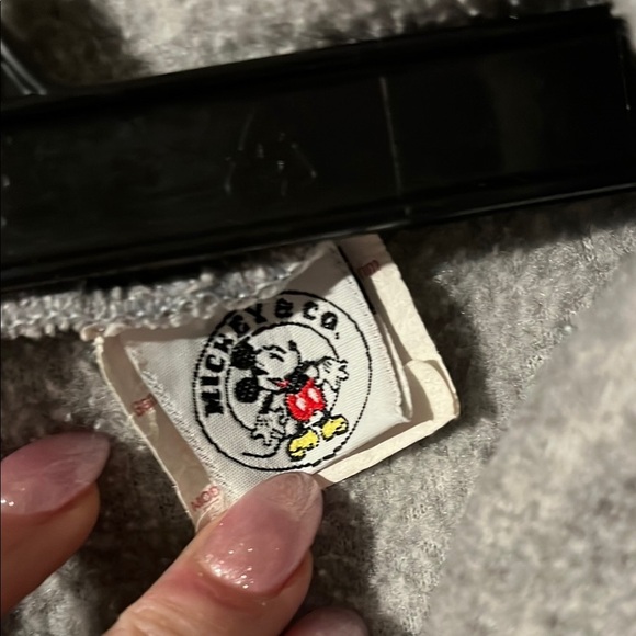 Vintage Gray Kids fleece with Embroidered Mickey Mouse Character - Picture 3 of 6